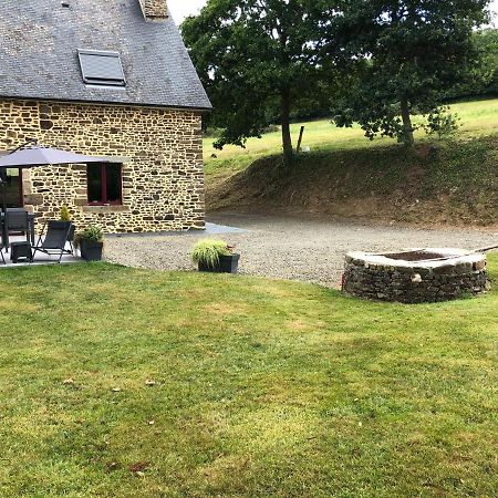 Saint-Senier-de-Beuvron A 20 Kms Du Mont St Michel, Charme A La Campagneヴィラ エクステリア 写真